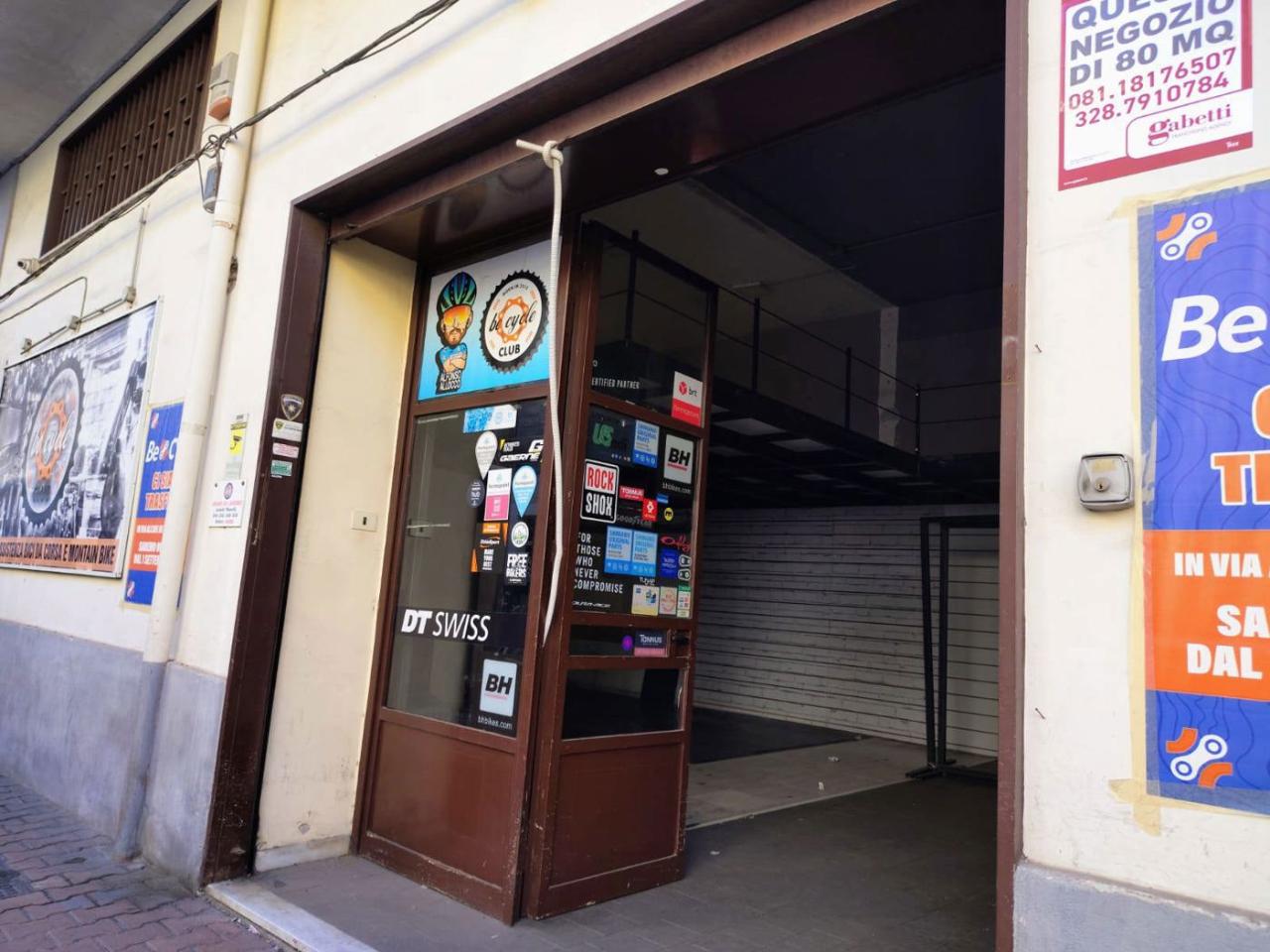 Negozio in Via Coralli  33, Pagani, {3} - Foto 1