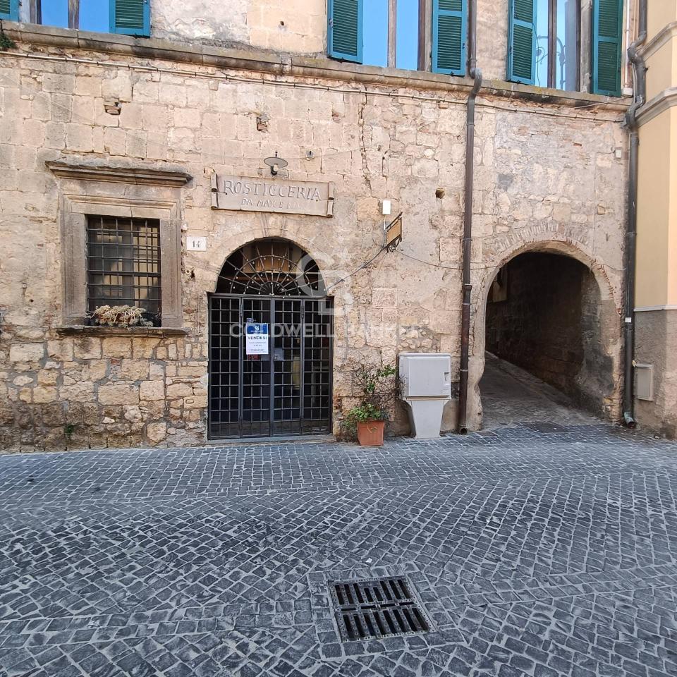 Negozio in Via di Porta Tarquinia 14, Tarquinia, {3} - Foto 2