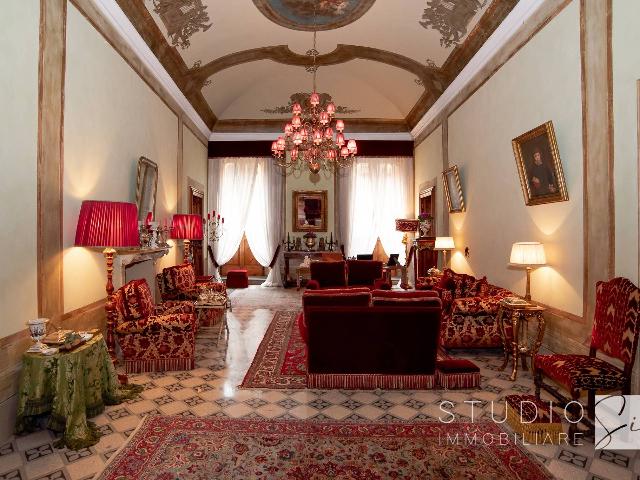 4-room flat in Via Bruno Buozzi, Pistoia - Photo 1