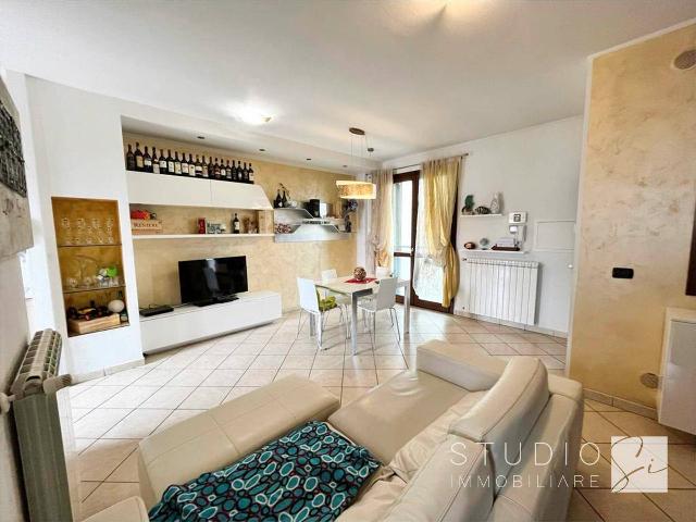 Apartament in Via Lungo Calice, Agliana - Photo 1