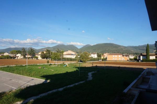 Quadrilocale in {3}, Foligno - Foto 1