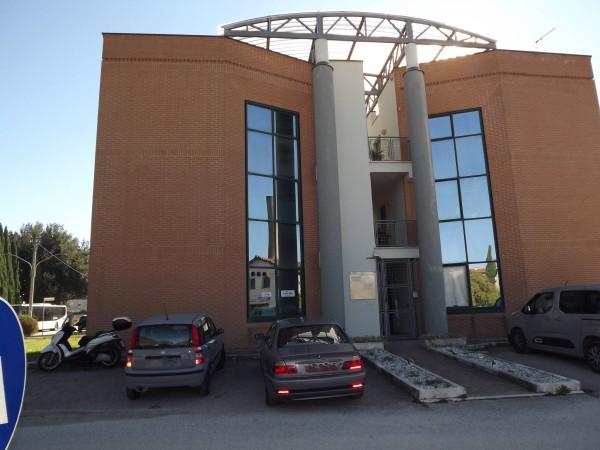 Negozio in Viale Firenze, Foligno, {3} - Foto 2