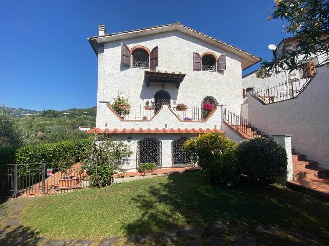 Villa in Via della Nievole, Montecatini-Terme - Foto 1