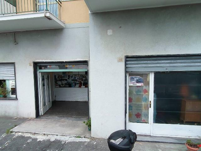 Warehouse in {3}, Via Villini Ambrogio Negrone 18r - Photo 1