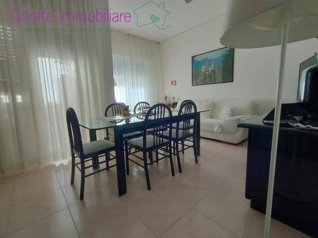 4-room flat in {3}, Piazza Papa Giovanni XXIII - Photo 1