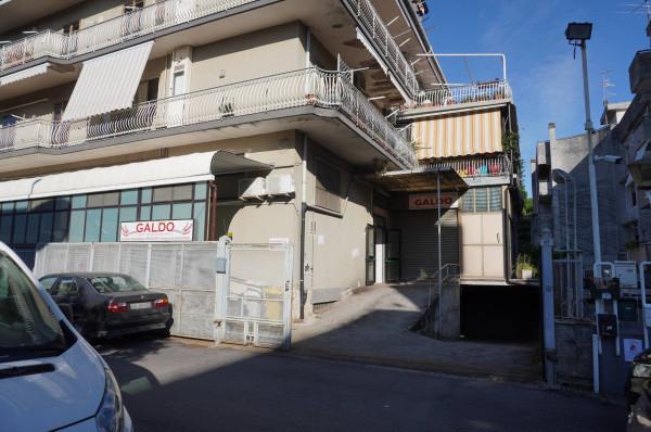 Negozio in Via Firenze, Pontecagnano Faiano, {3} - Foto 1