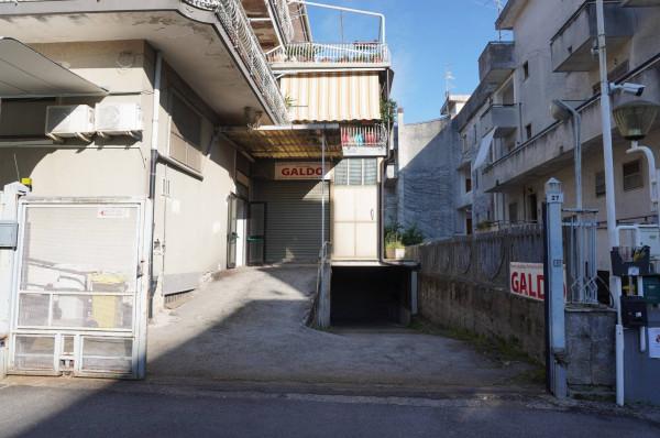 Negozio in Via Firenze, Pontecagnano Faiano, {3} - Foto 2
