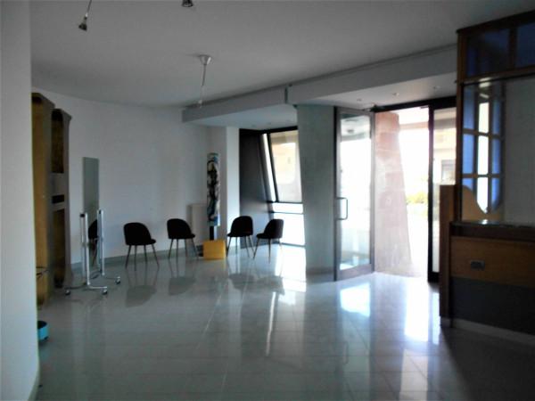 Capannone in Via Le Lamie 9, Noci, {3} - Foto 2