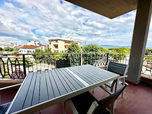 4-room flat in Via Massetana, Follonica - Photo 1