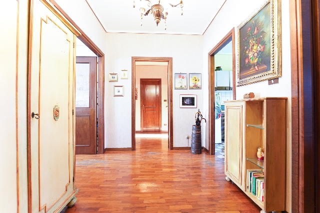 Wohnung in Via Benedetto Dalmastro 11, Cuneo - Foto 1