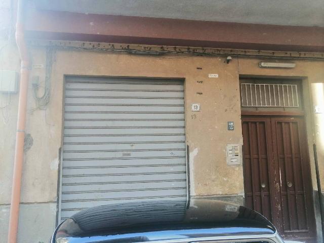 Magazzino in Via Ustica 13, Palermo - Foto 1