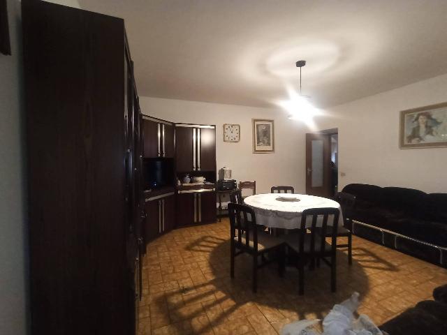 4-room flat, San Fermo della Battaglia - Photo 1