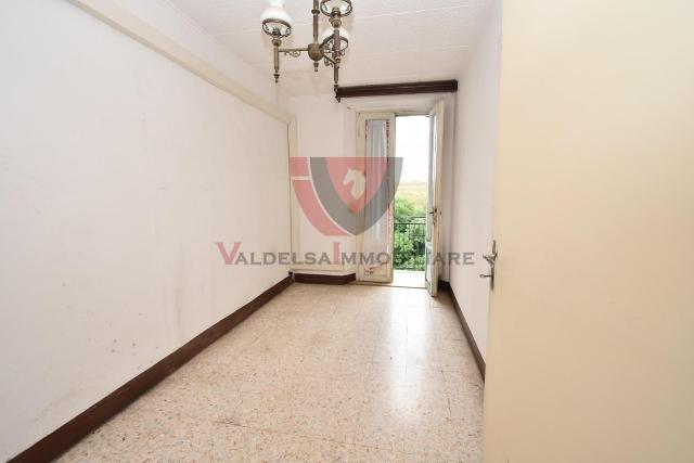 4-room flat in XX Settembre, Colle di Val d'Elsa - Photo 1