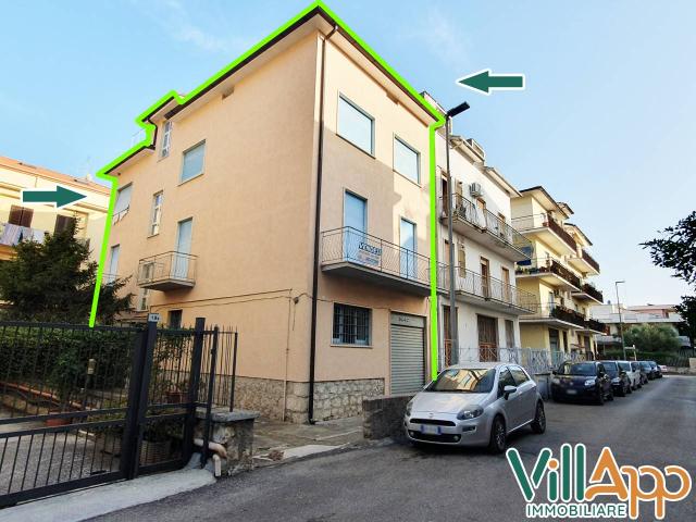 Villa in Via Bettino Ricasoli 17, Fondi - Foto 1