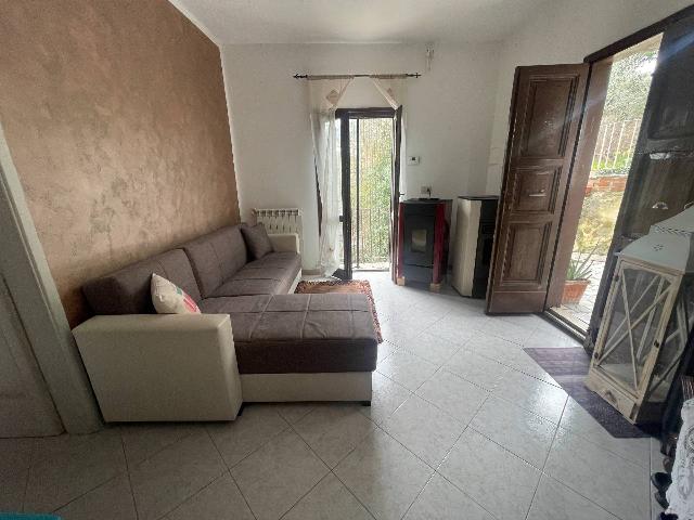 2-room flat in Vocabolo La Fossa, Terni - Photo 1