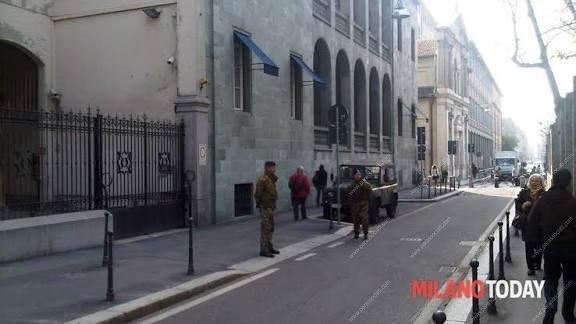 Benessere in Via Francesco Sforza, Milano, {3} - Foto 1