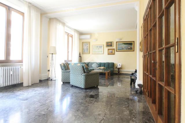 Apartament in Via Niccolò Machiavelli 60, Prato - Photo 1