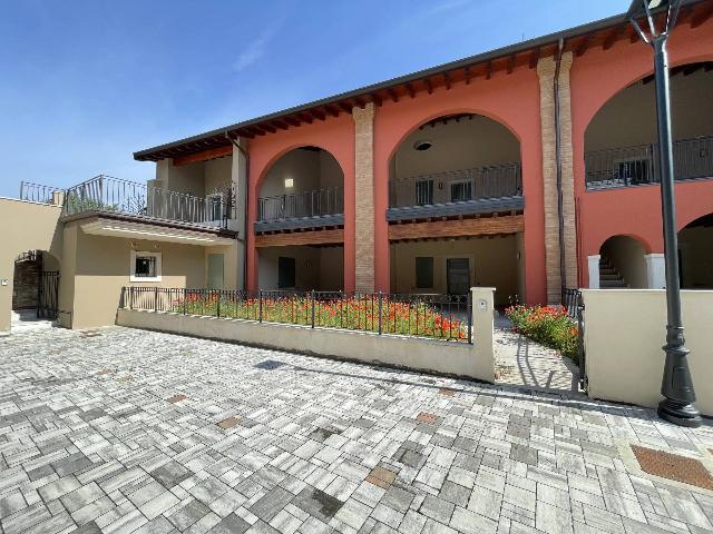 3-room flat in Via San Germano, Calcinato - Photo 1