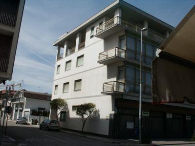 Negozio in Via Roma, Martinsicuro, {3} - Foto 2