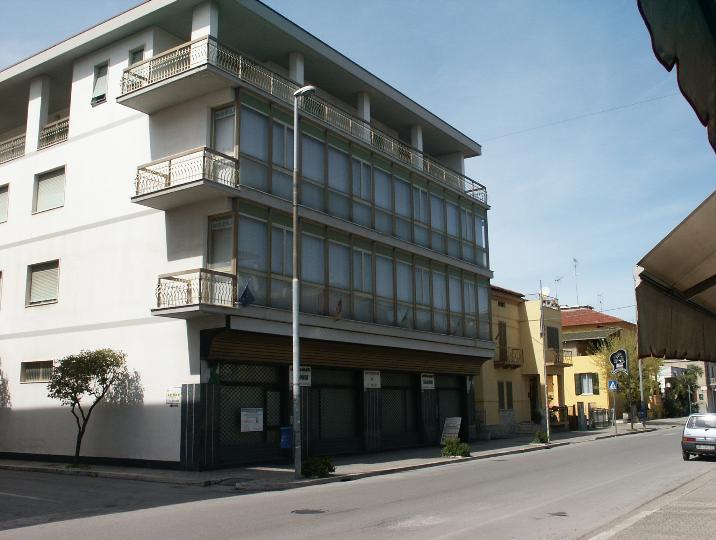 Negozio in Via Roma, Martinsicuro, {3} - Foto 2