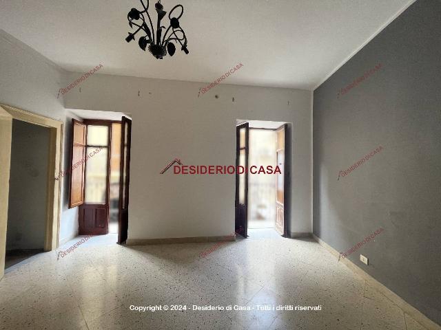 2-room flat in Via Ortolani di Bordonaro 97, Cefalù - Photo 1