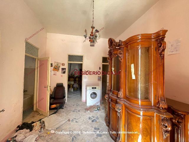 Dreizimmerwohnung in Piazza Croce 6, Campofelice di Roccella - Foto 1