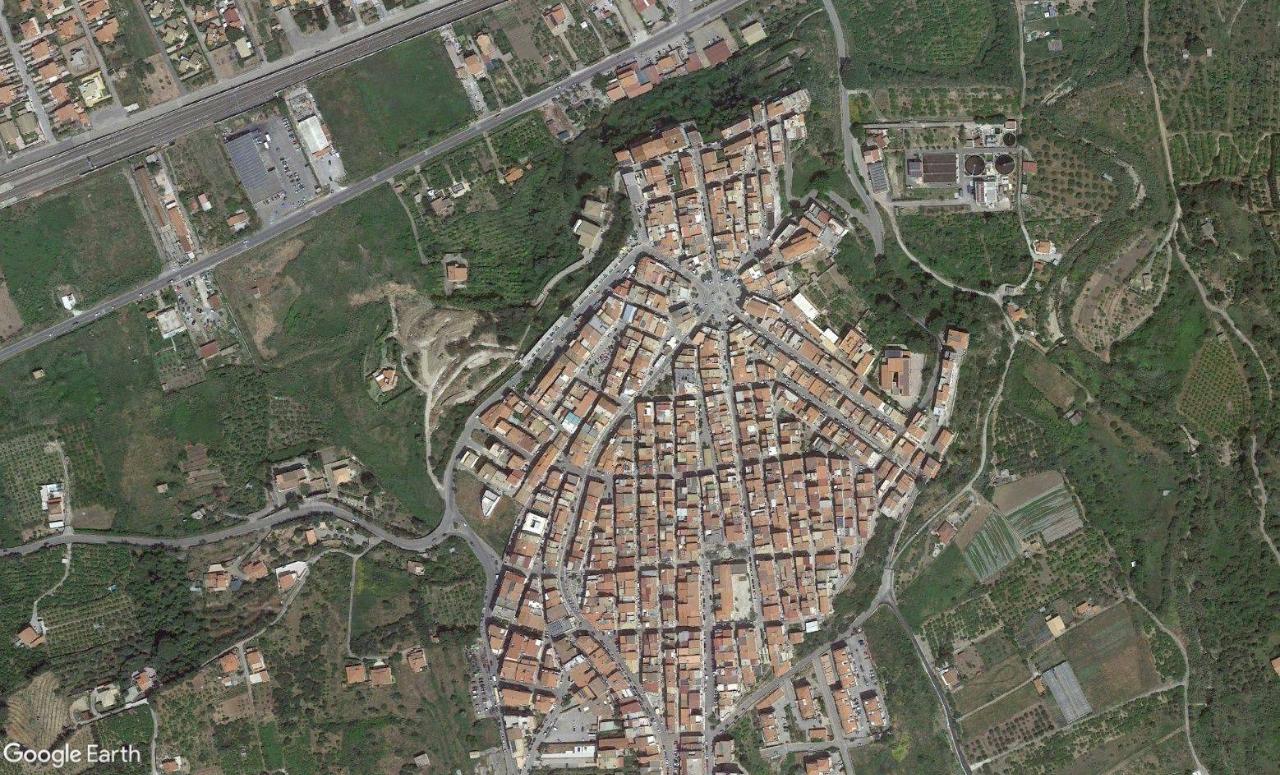 Trilocale in affitto, Via Cesare Civello 14, Campofelice Di Roccella - Planimetria 1