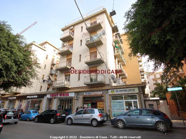 3-room flat in Via Roma 99, Cefalù - Photo 1