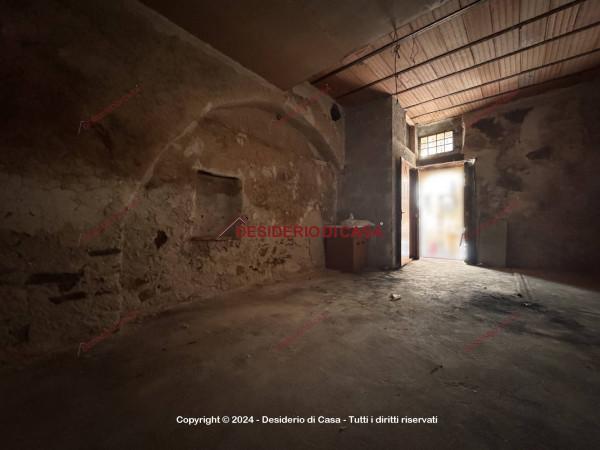 Magazzino in Via Roma 60, Castelbuono, {3} - Foto 1
