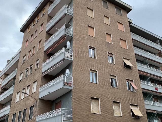 Gemeinschaftsbüro in Via San Giovanni Bosco 13, Gallarate - Foto 1