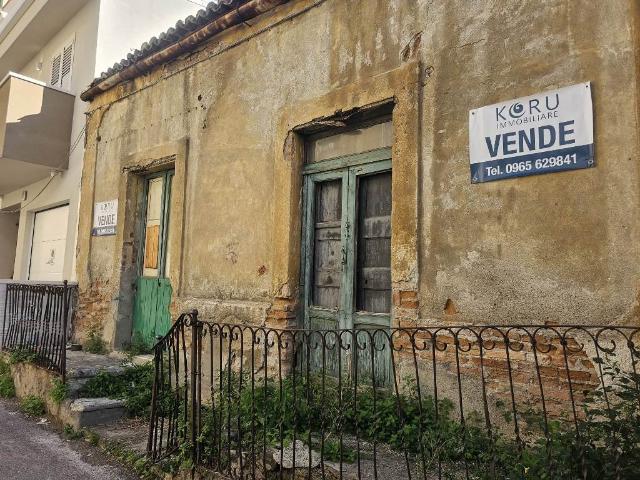 Casa indipendente in Via Sbarre Inferiori, Reggio di Calabria - Foto 1