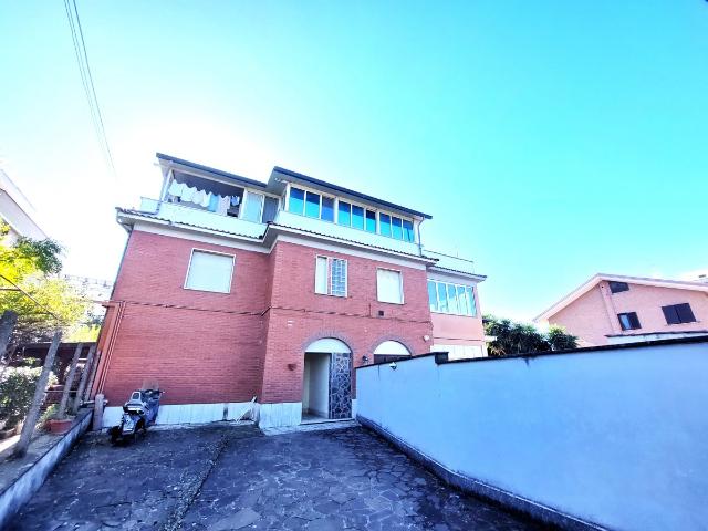 3-room flat in Via Luigi Einaudi 33, Marino - Photo 1