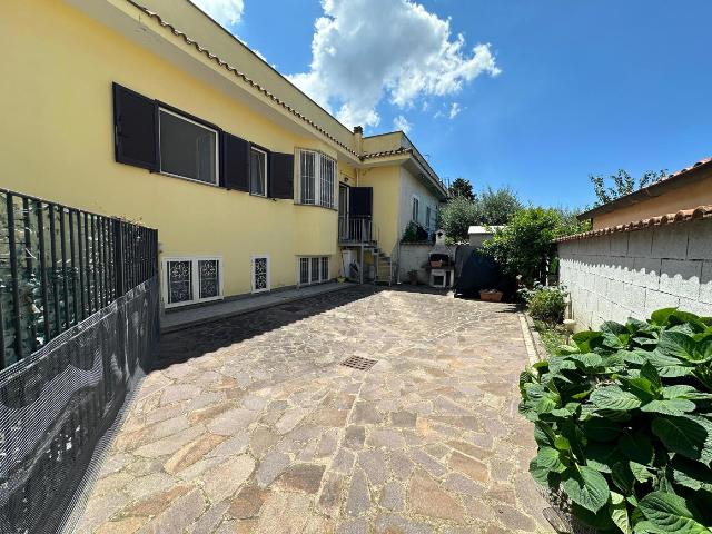 Apartament in Via Canneti di Castelluccia 15 a, Marino - Photo 1