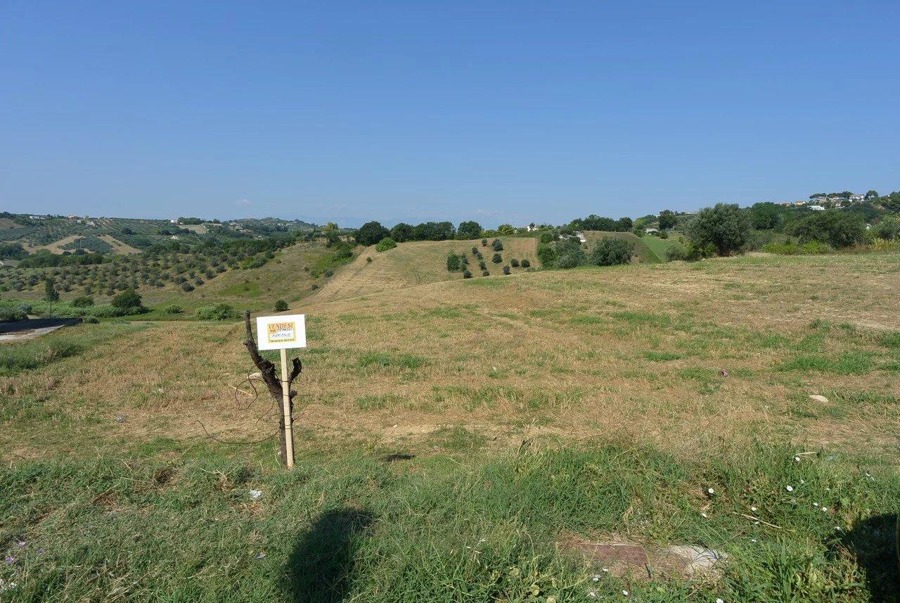 Terreno agricolo in vendita a Pescara