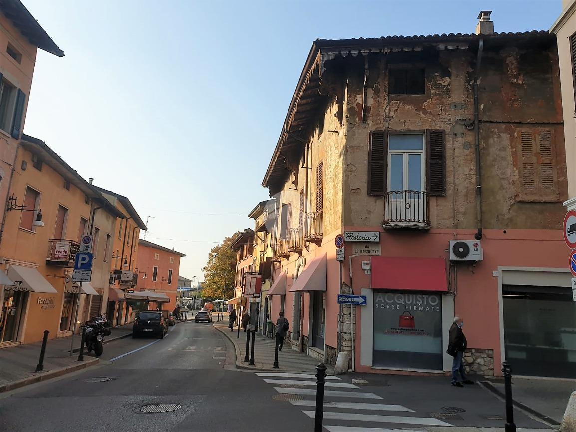 Casa indipendente in vendita a Brescia