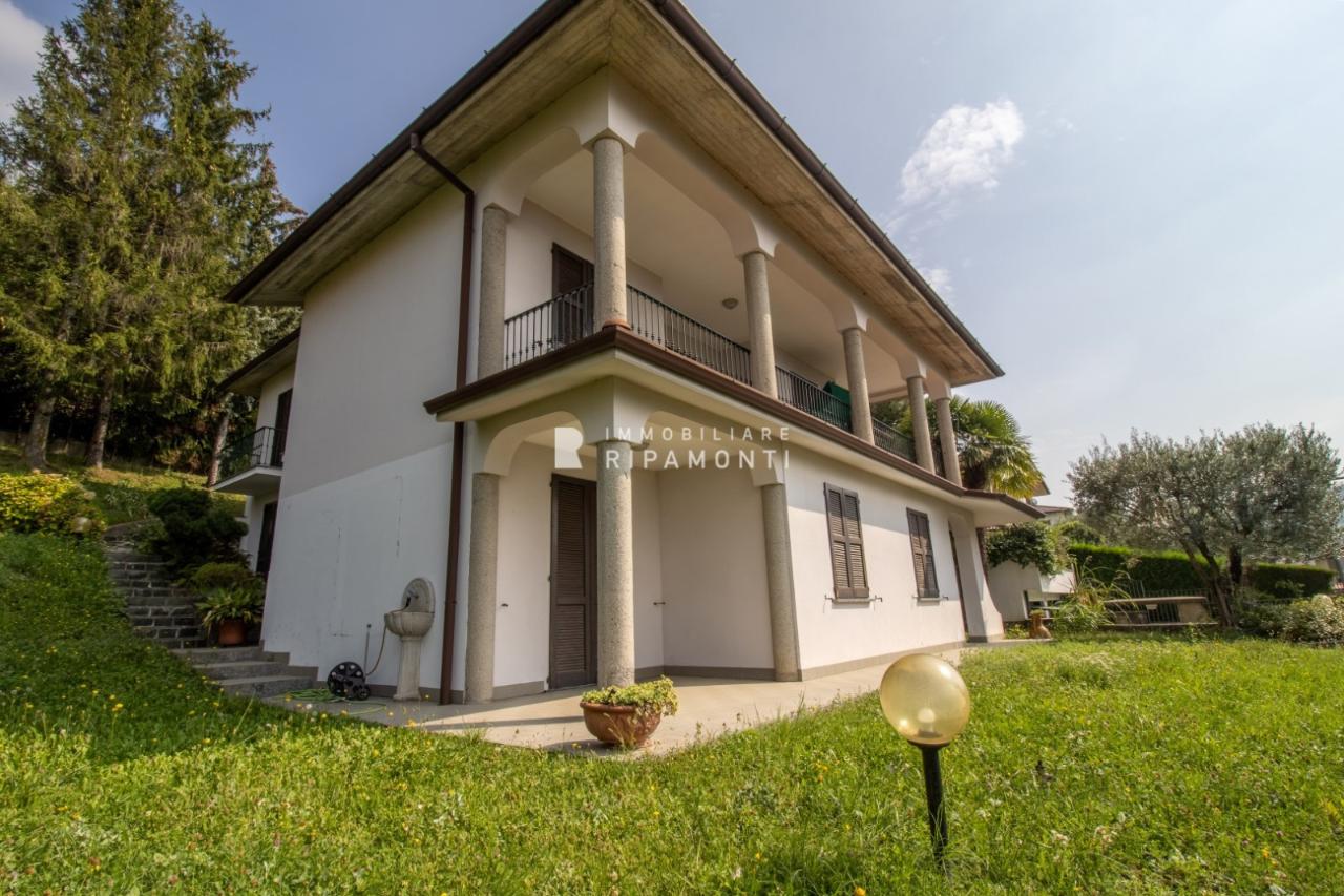 Villa in vendita a Torre De' Busi