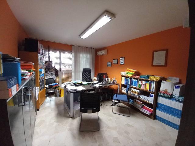 Shared office in {3}, Via Alessandro Allori - Photo 1