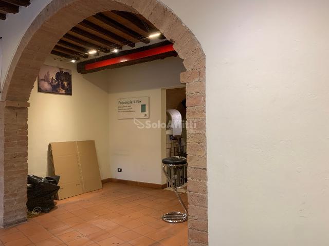 Geschäft in Via della Sapienza, Siena - Foto 1