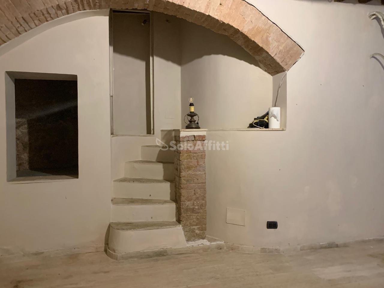 Negozio in Via del Cavalletto, Siena, {3} - Foto 2