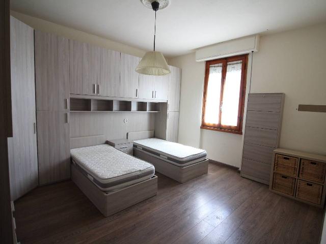 4-room flat in Viale Giacomo Matteotti, Montespertoli - Photo 1