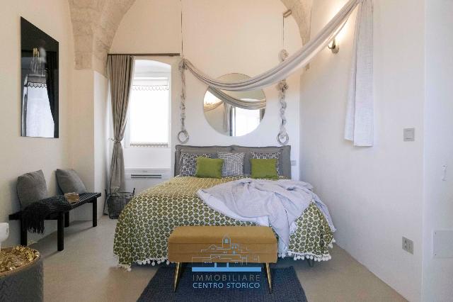 Detached house in Via Cattedrale 6, Ostuni - Photo 1