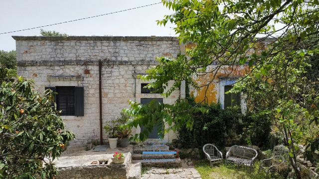 Country house or cottage in Contrada Cervarolo, Ostuni - Photo 1