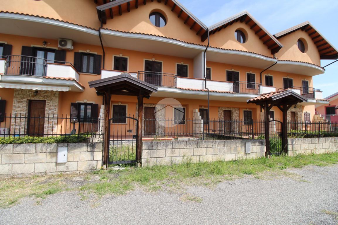 Villa a schiera in vendita a Montalto Uffugo