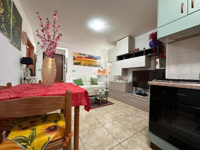 2-room flat in Via Pianette, Montalto Uffugo - Photo 1