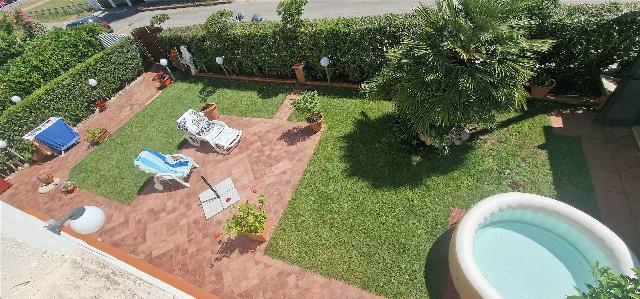 Terraced house in {3}, Viale Cristoforo Colombo - Photo 1