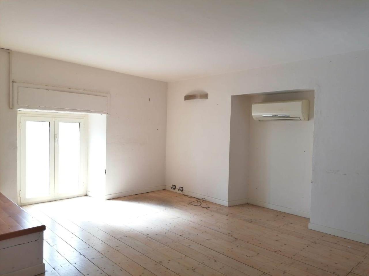 Ufficio in , Terni, {3} - Foto 1