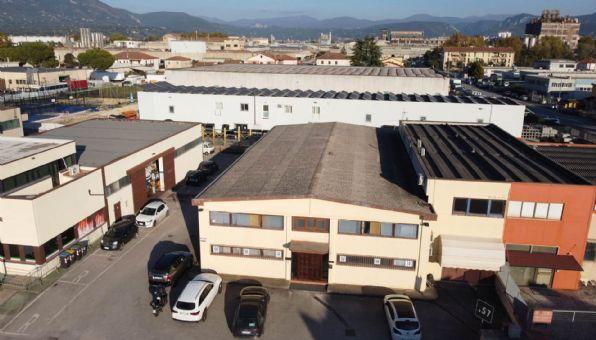 Capannone in Via Maestri del Lavoro, Terni, {3} - Foto 2