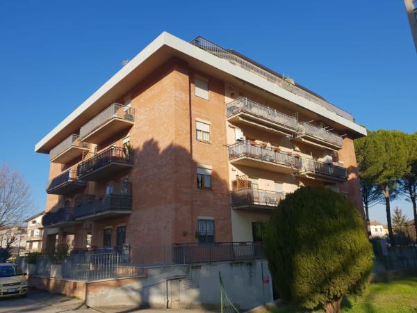 Magazzino in Via Sicilia, Bastia Umbra, {3} - Foto 1