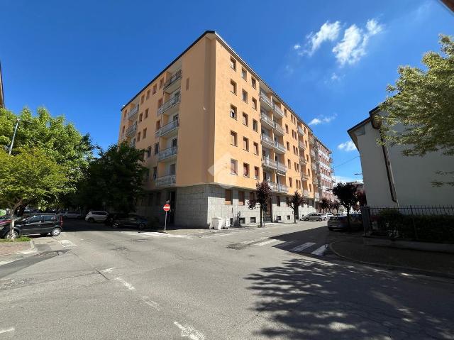 Vierzimmerwohnung in Via dei Mille 21, Voghera - Foto 1