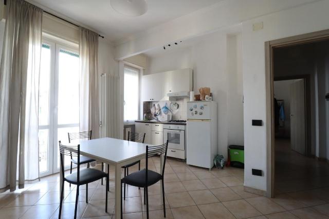 2-room flat in Via Giovanni Amendola 36, Voghera - Photo 1